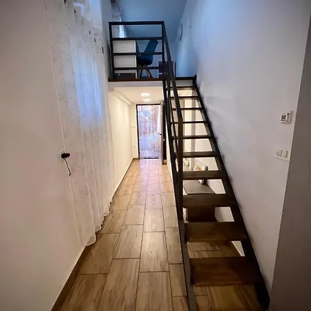 Apartman Cvjetni Njivice Exterior photo